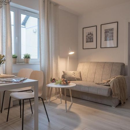 Apartament Clever 1 Kamienica Grochow Warszawa Eksteriør billede